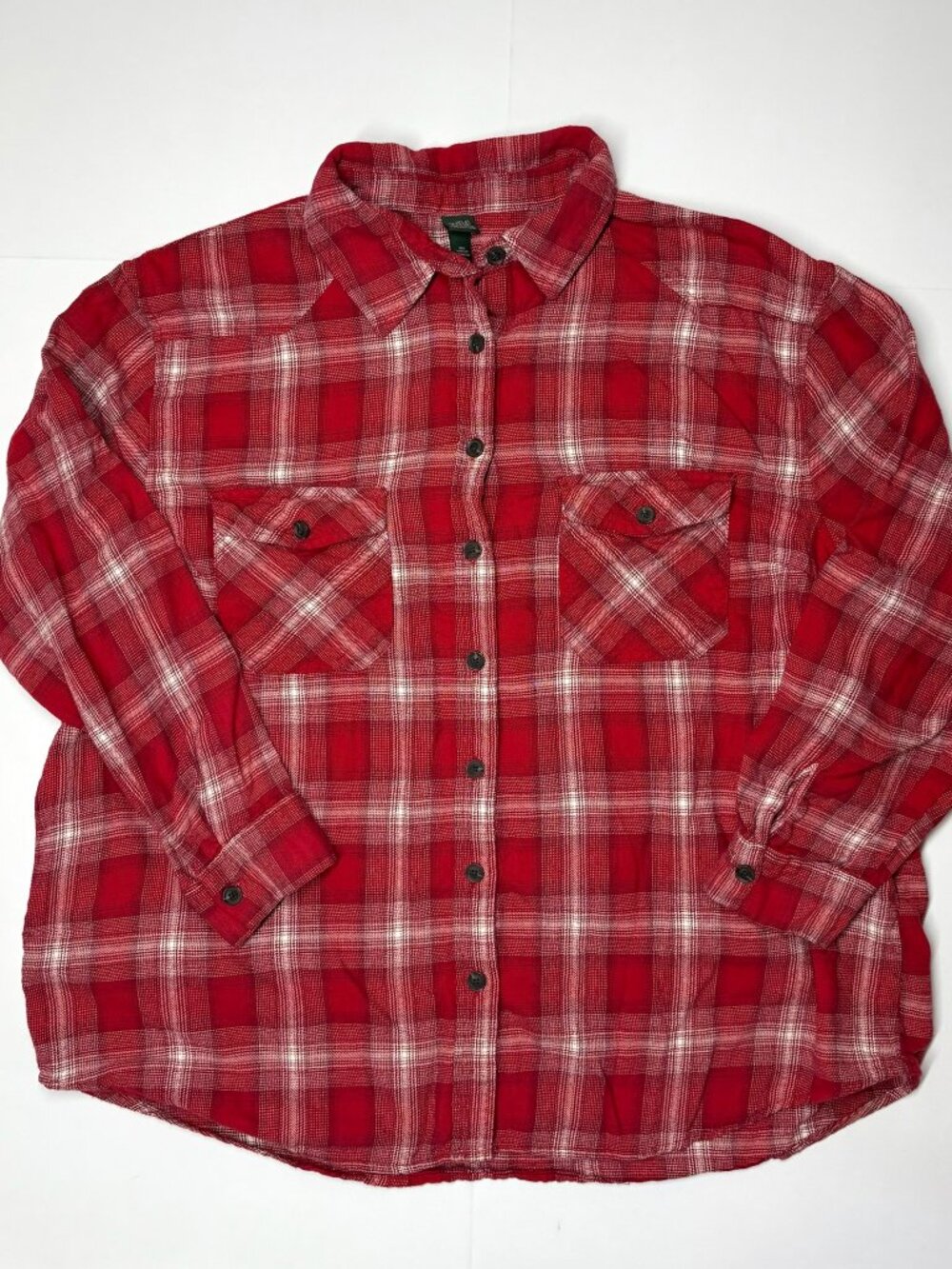 Wild Fable red plaid flannel button-up shirt